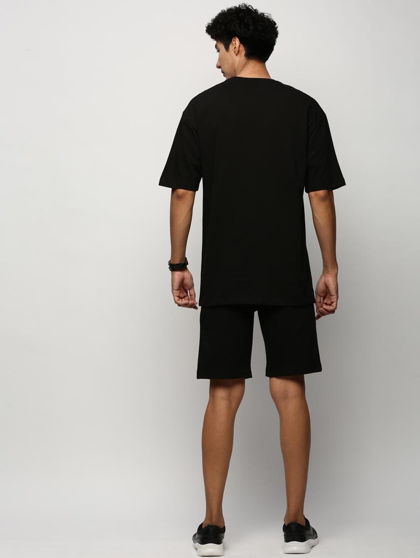 men round neck shorts & t-shirt co-ord set - 20325290 - Standard Image - 2