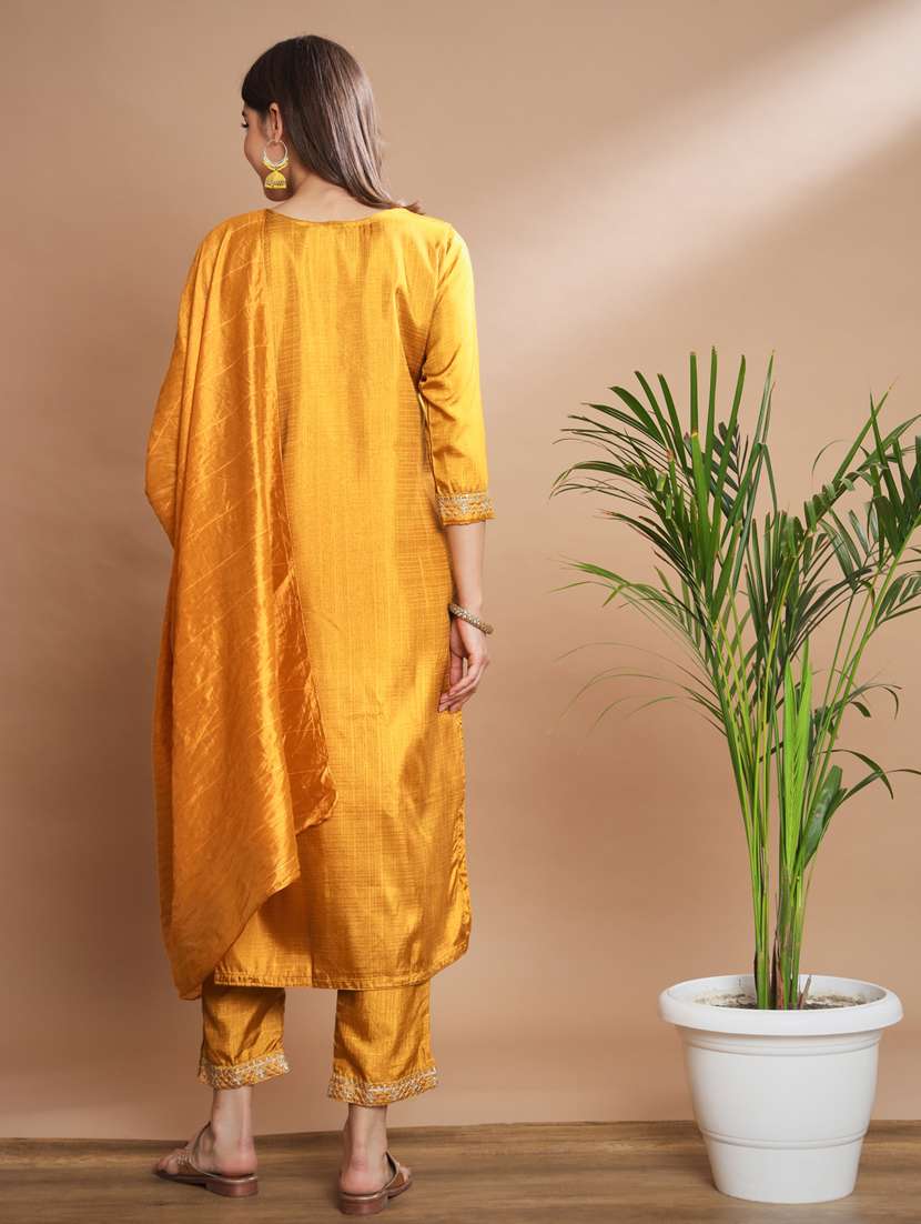 women three quarter sleeve kurta pant with dupatta set - 20329865 -  Standard Image - 2