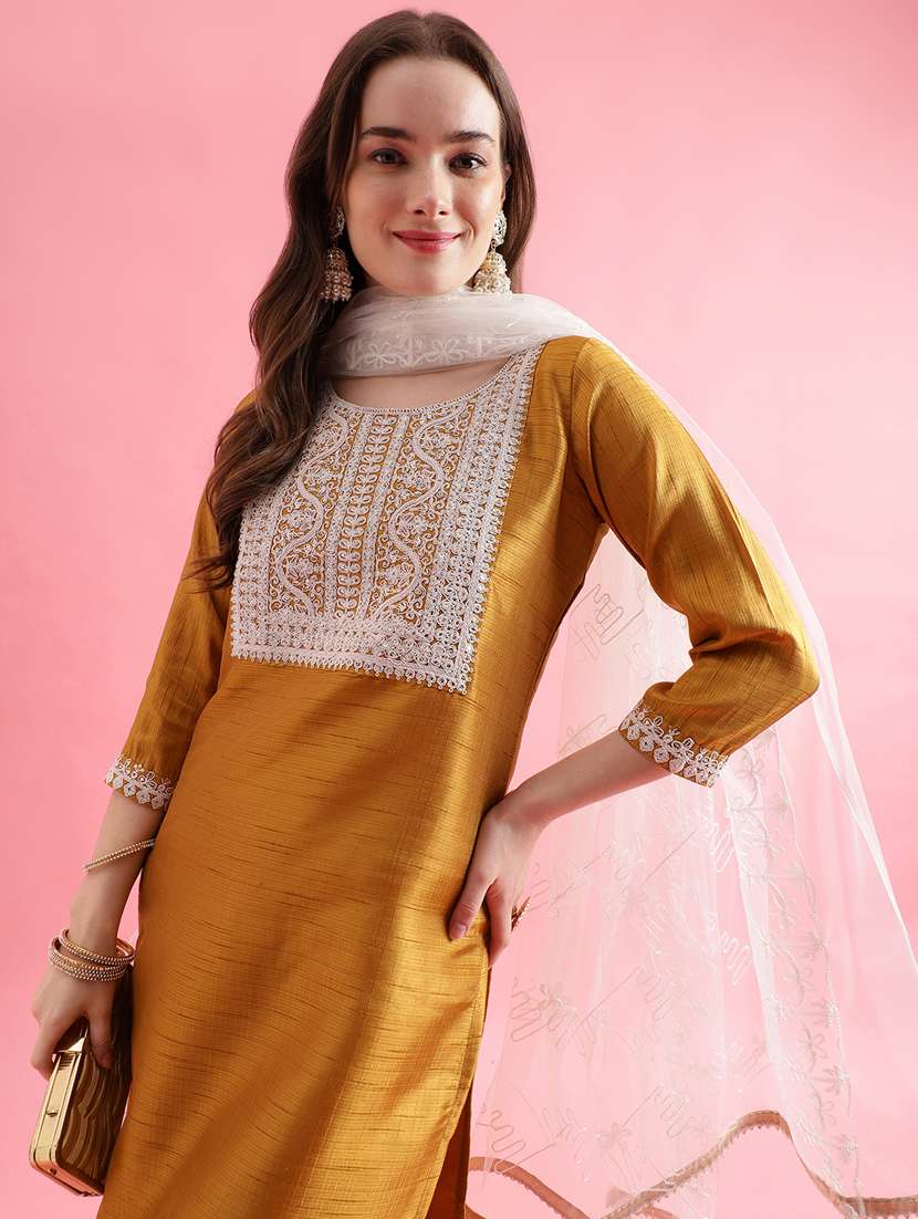 women three quarter sleeve kurta pant with dupatta set - 20329888 -  Standard Image - 2