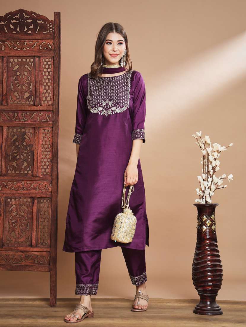women three quarter sleeve kurta pant with dupatta set