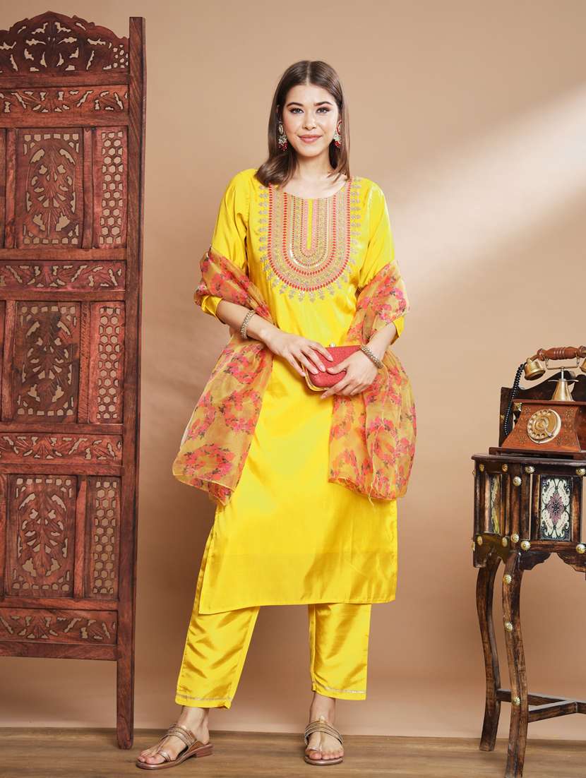 women three quarter sleeve kurta pant with dupatta set