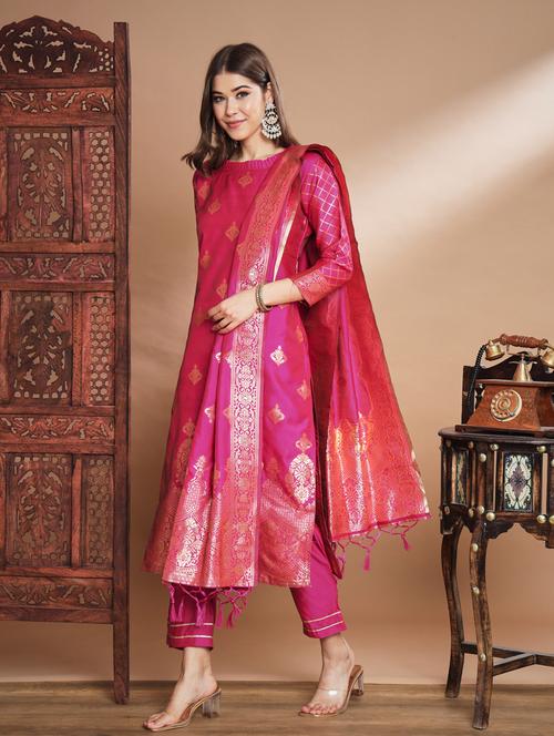 women three quarter sleeve kurta pant with dupatta set - 20329939 - Standard Image - 0