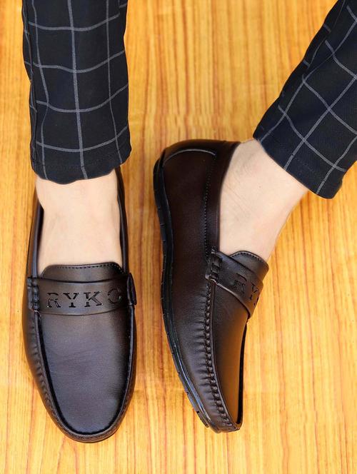 men solid coffee brown slip on loafer - 20333432 -  Standard Image - 0