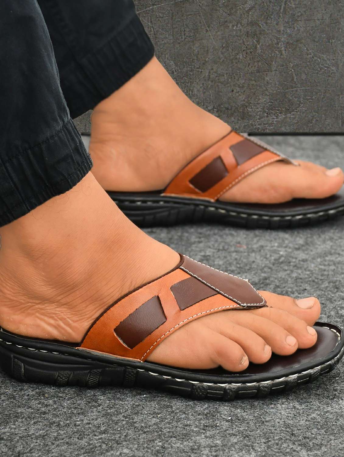 tan leather toe separator slippers