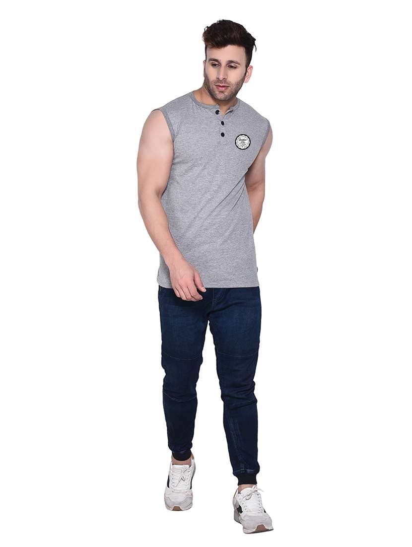 Round Neck Solid Sleeveless Regular T Shirt