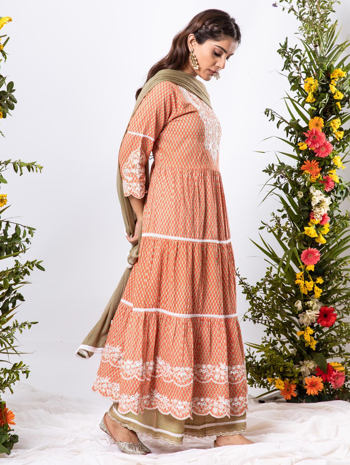 orange three quarter sleeve kurta dupatta set - 20349673 - Standard Image - 2