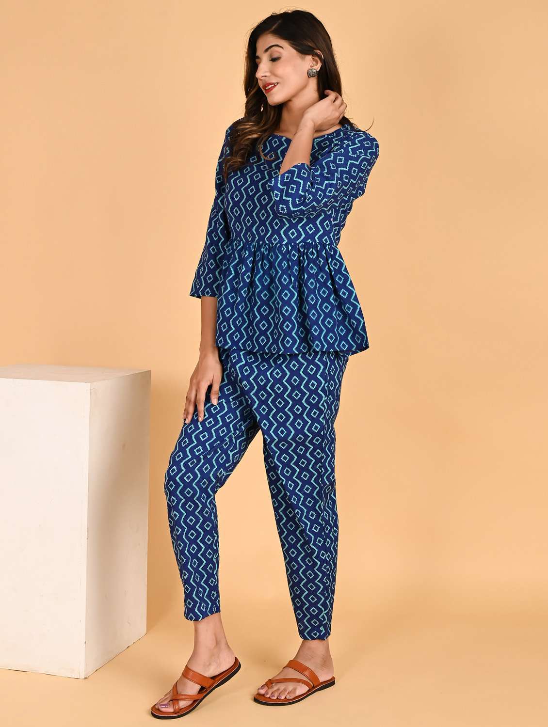 women round neck printed top and trouser co-ord set - 20350231 - Standard Image - 2