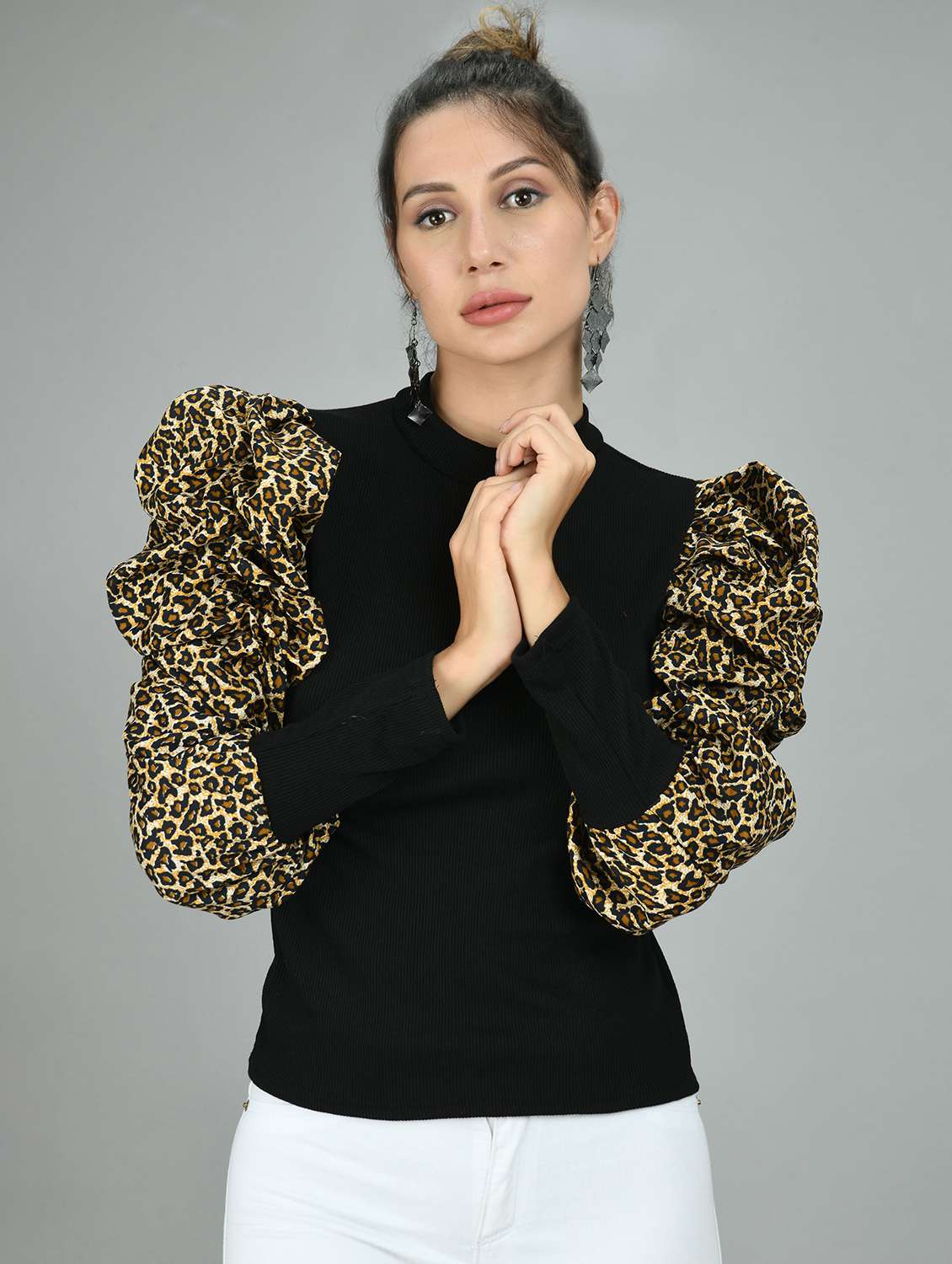 black animal print sleeve regular top
