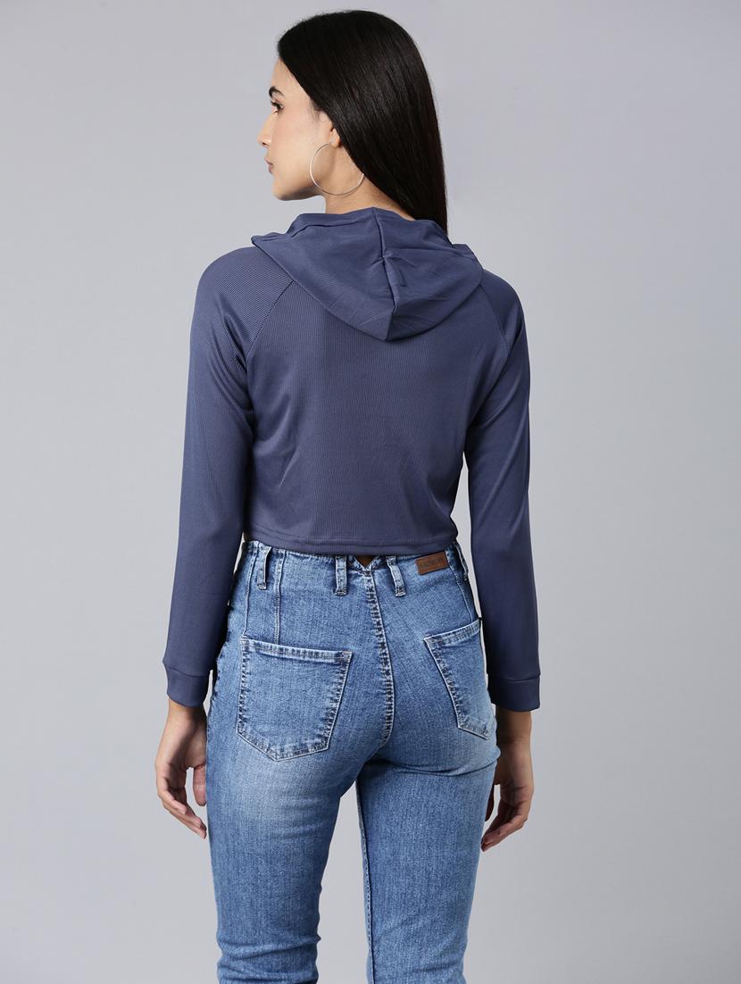 women typography print hooded navy blue cotton crop t-shirt - 20383015 - Standard Image - 2