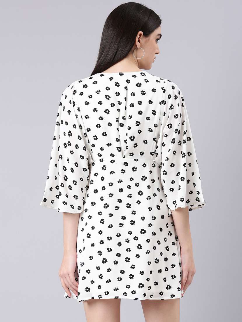 white floral print a-line dress - 20383358 -  Standard Image - 2