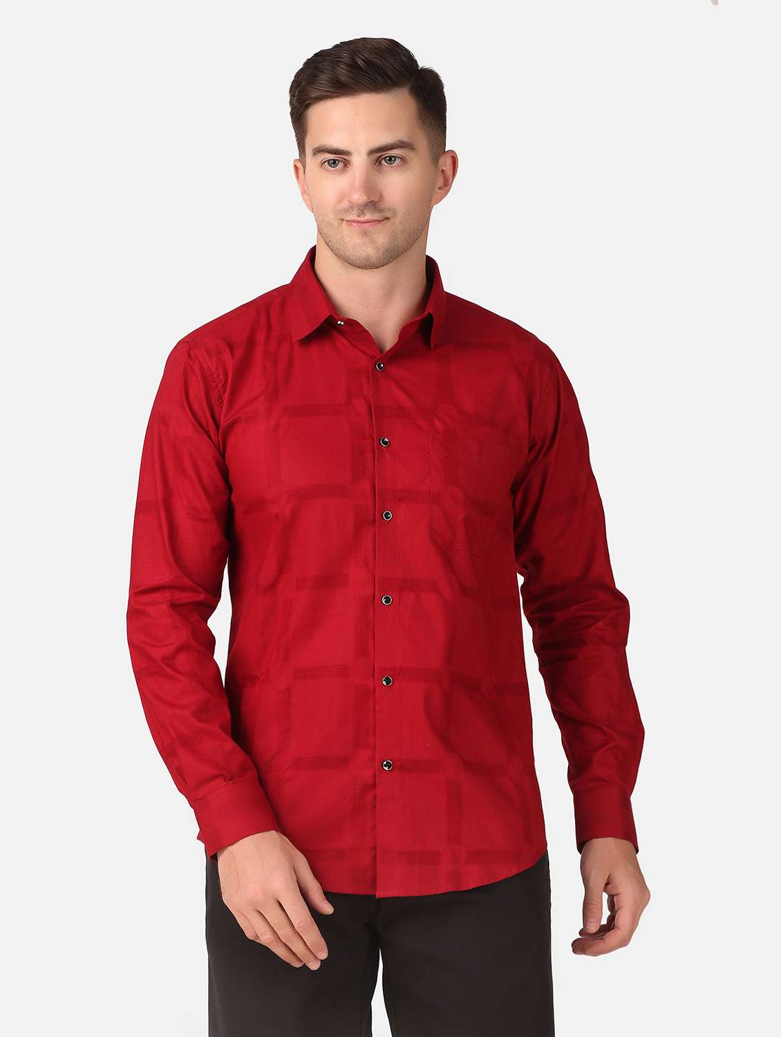 men red self design slim fit cotton casual shirt