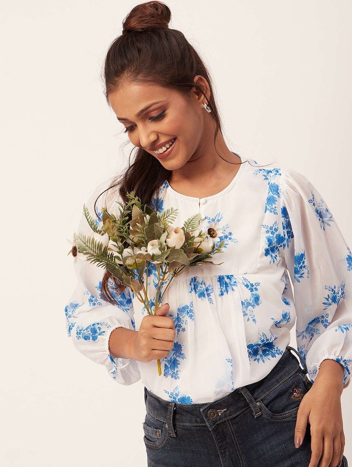 women floral print round neck top - 20387237 -  Standard Image - 2