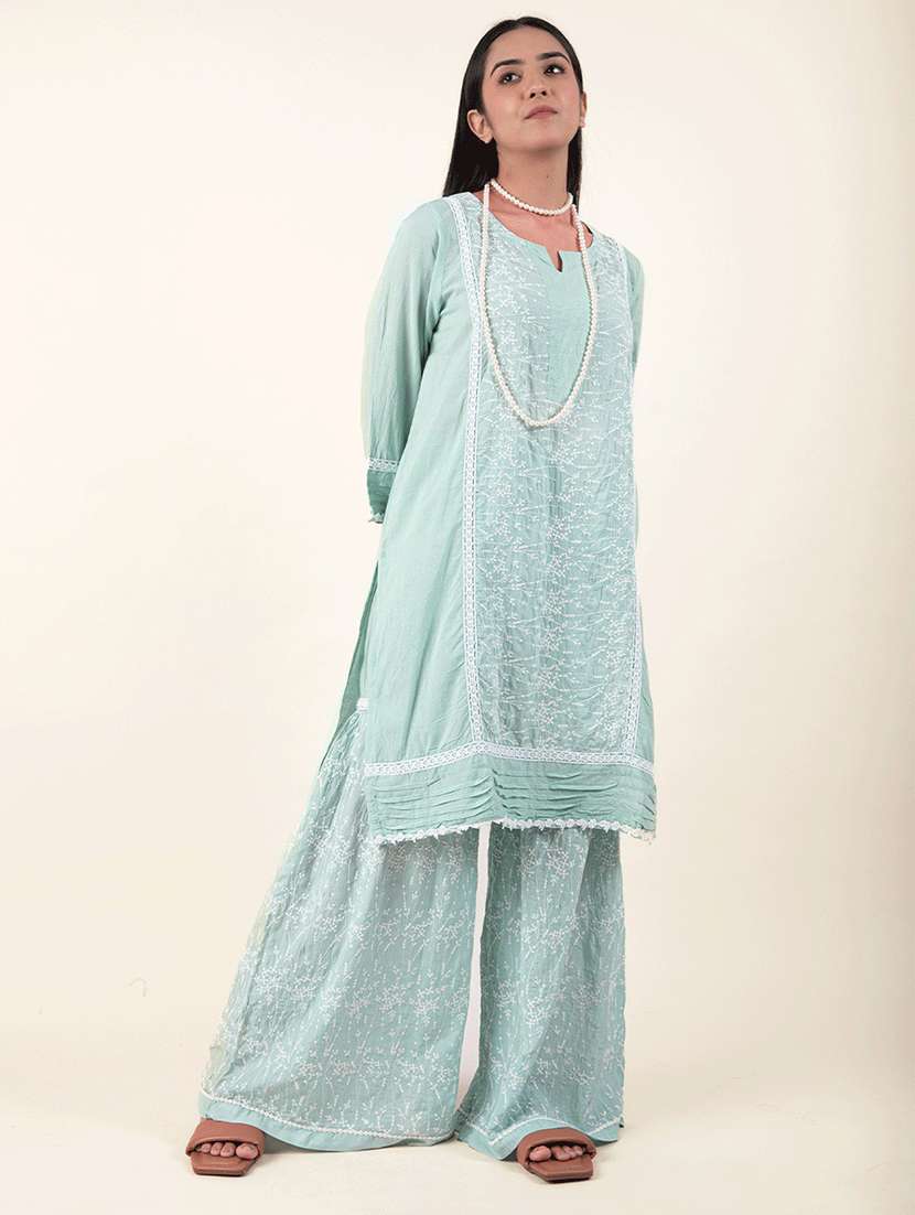 women green notch neck kurta sharara set