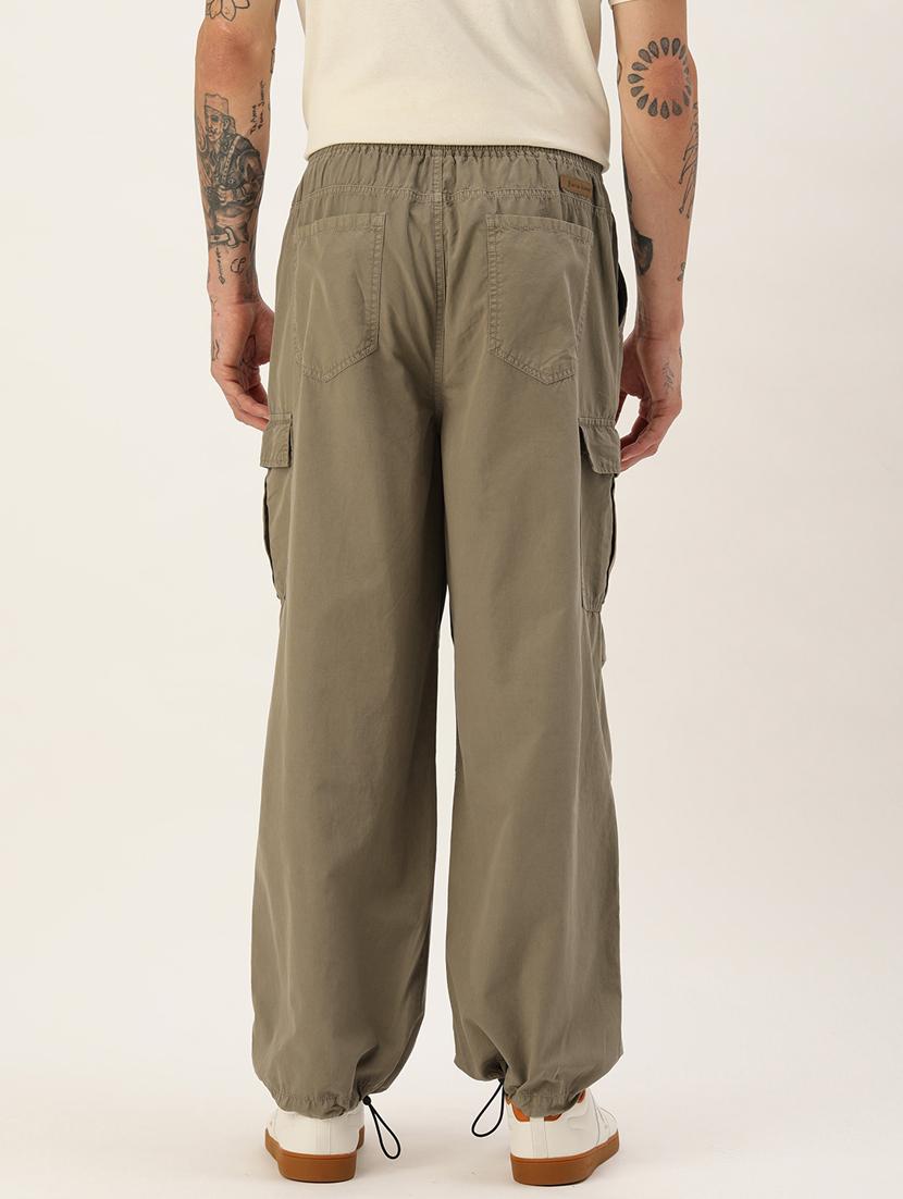 men mid rise solid cargos casual trouser - 20392700 - Standard Image - 2