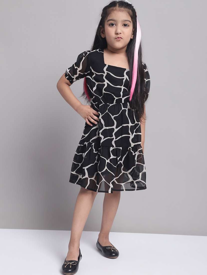 girls square neck short sleeves frock - 20397160 -  Standard Image - 2