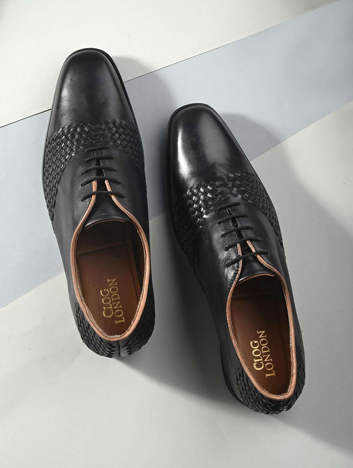 men textured black lace-up oxfords shoes