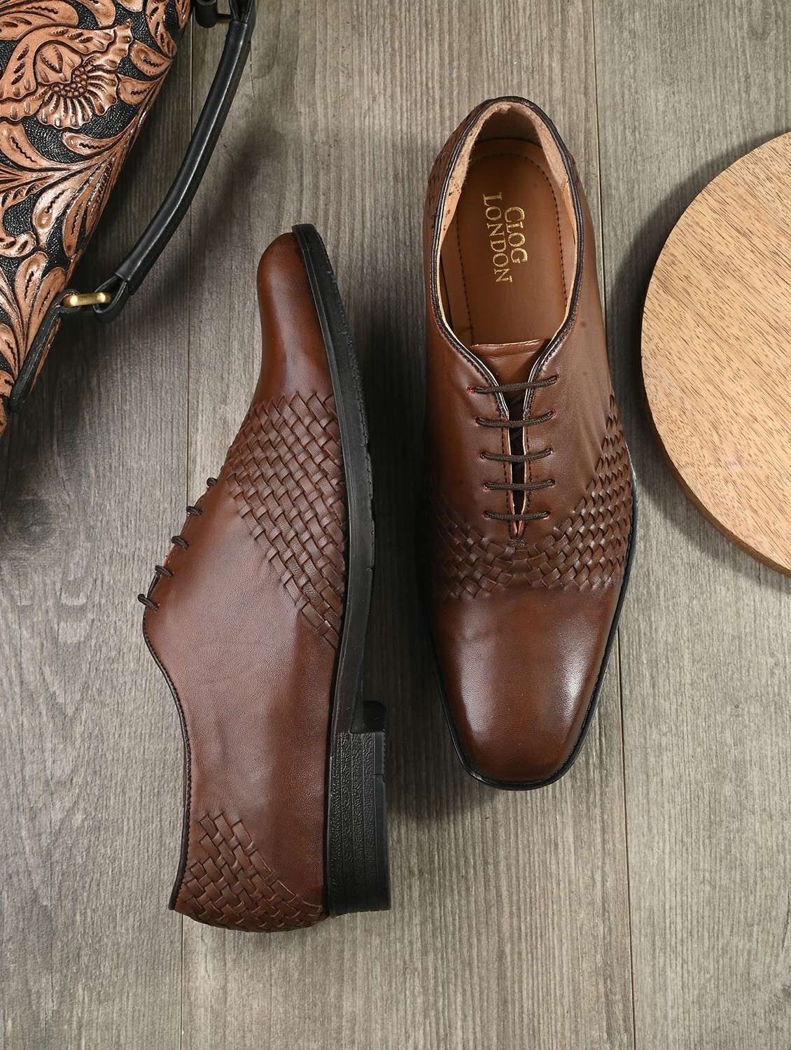 men textured lace-up oxfords shoes