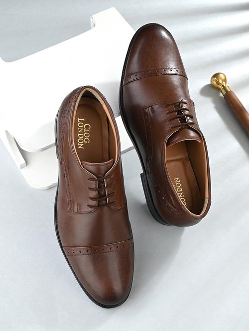 men solid brown lace up derby - 20404194 -  Standard Image - 0