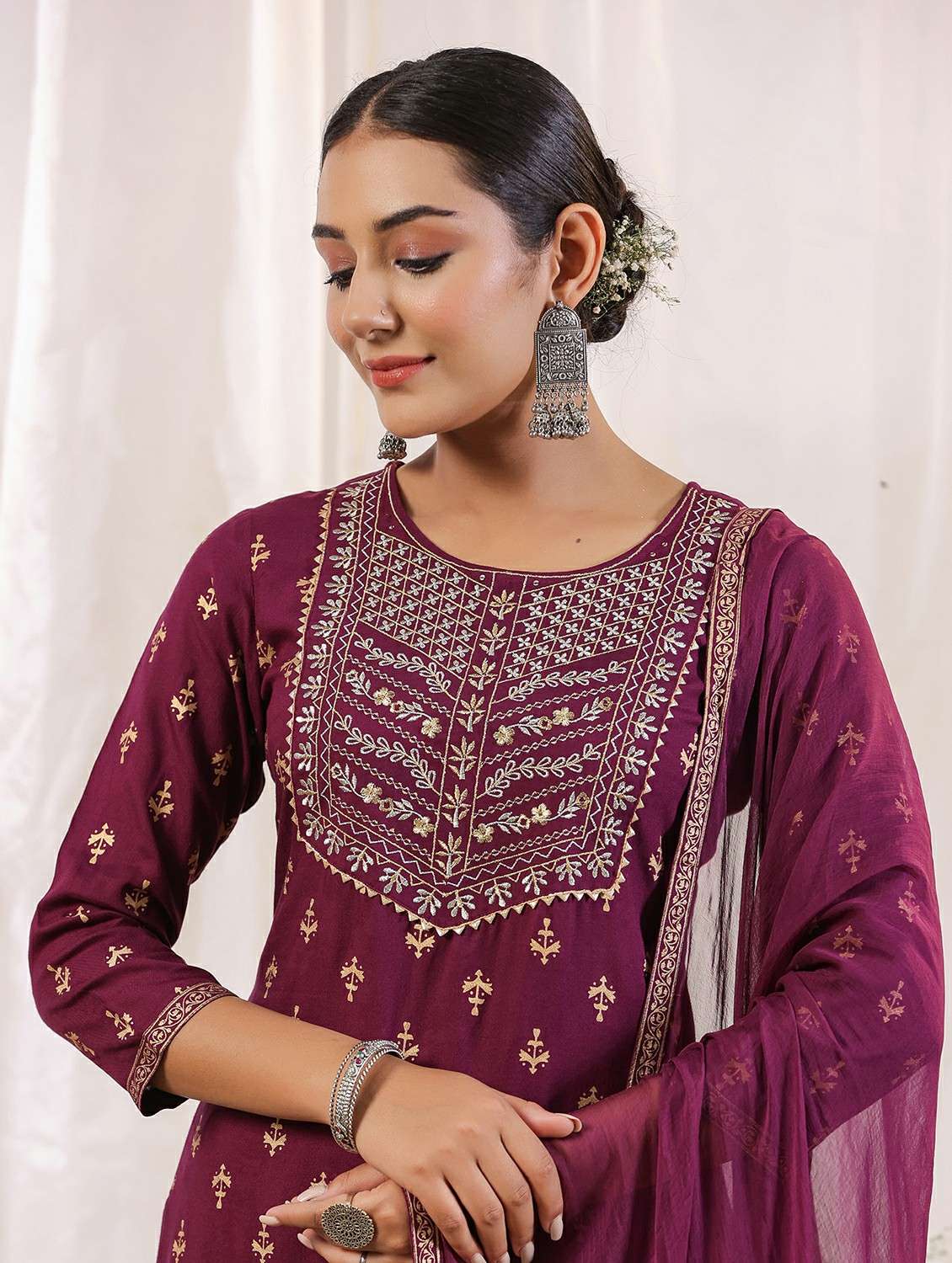 Women Three Quarter Sleeve Kurta Pant With Dupatta Set