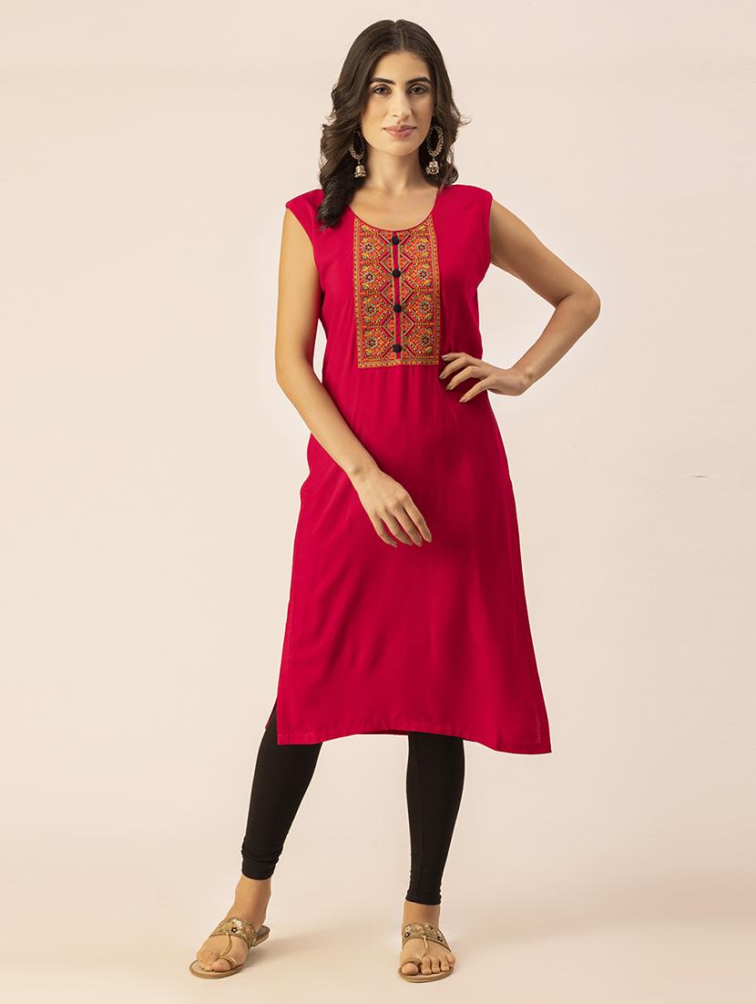 women red round neck straight kurta - 20405674 - Zoom Image - 0