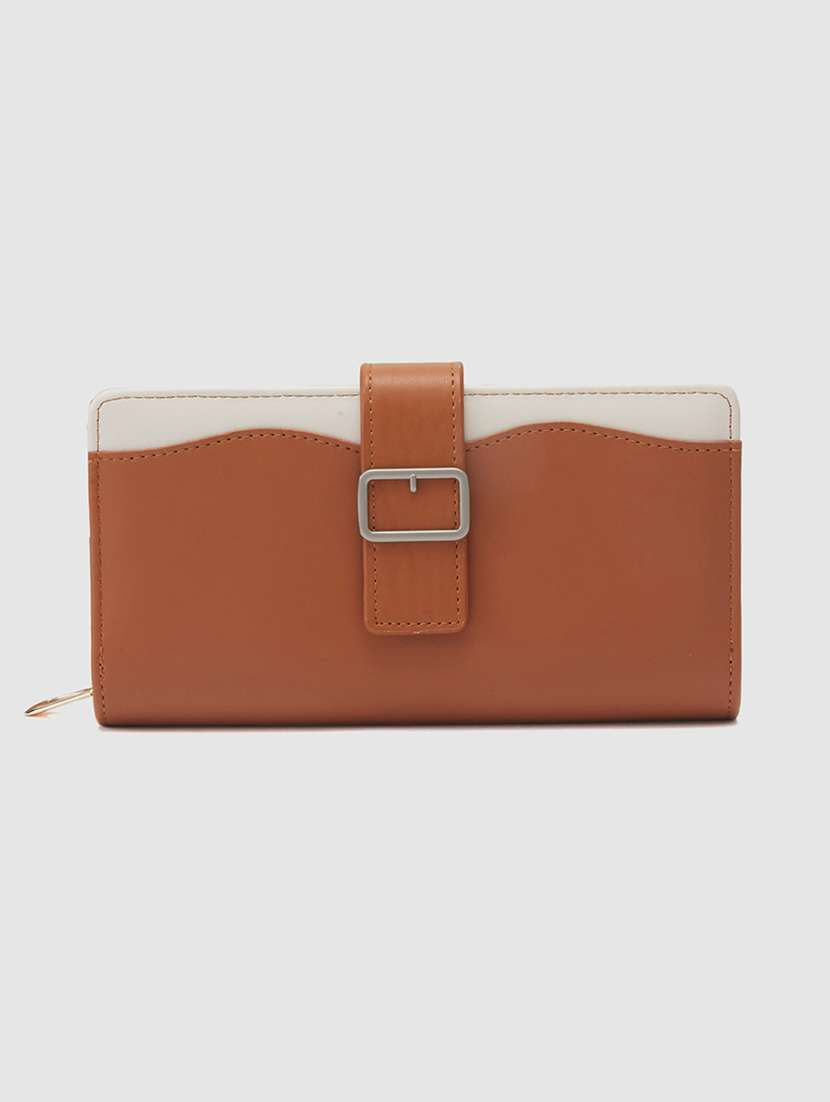 tan leather wallet
