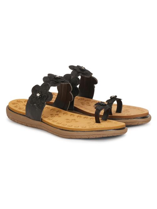 women one toe sandal - 20407060 -  Standard Image - 0