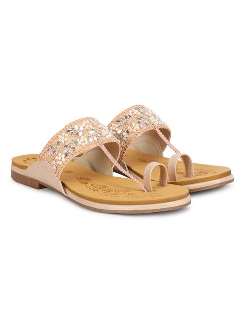 women one toe sandal - 20407063 - Standard Image - 0