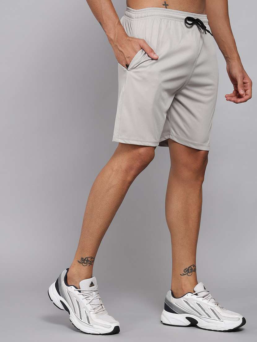 men mid rise typographic printed shorts - 20409236 -  Standard Image - 2