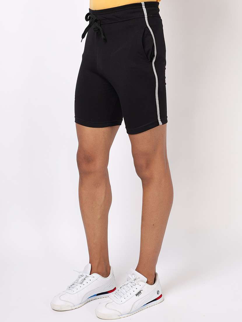 men mid rise solid shorts - 20410154 -  Standard Image - 2