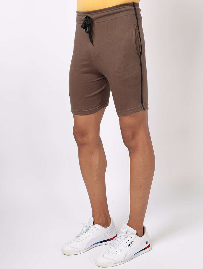men mid rise solid shorts - 20410155 -  Standard Image - 2