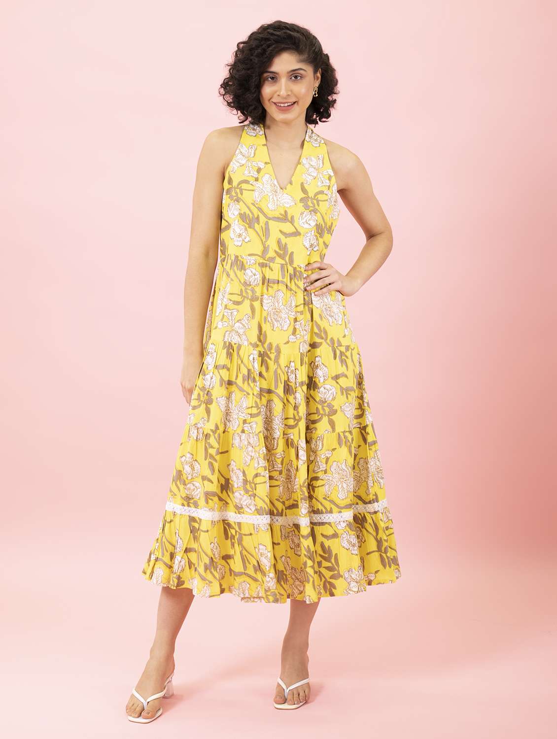 yellow floral print tiered dress - 20412988 -  Zoom Image - 0