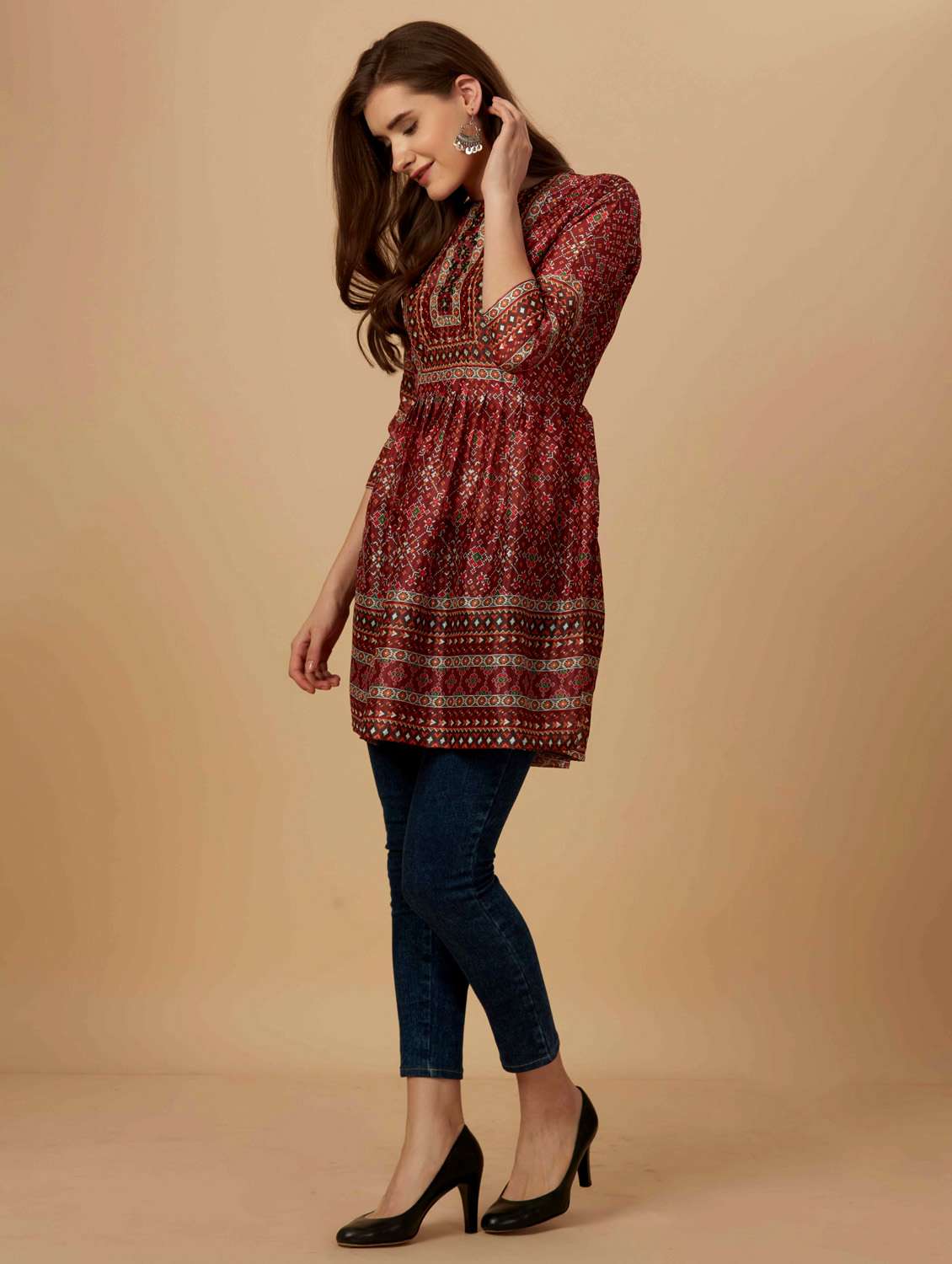 women maroon round neck flared kurti - 20413521 -  Standard Image - 2