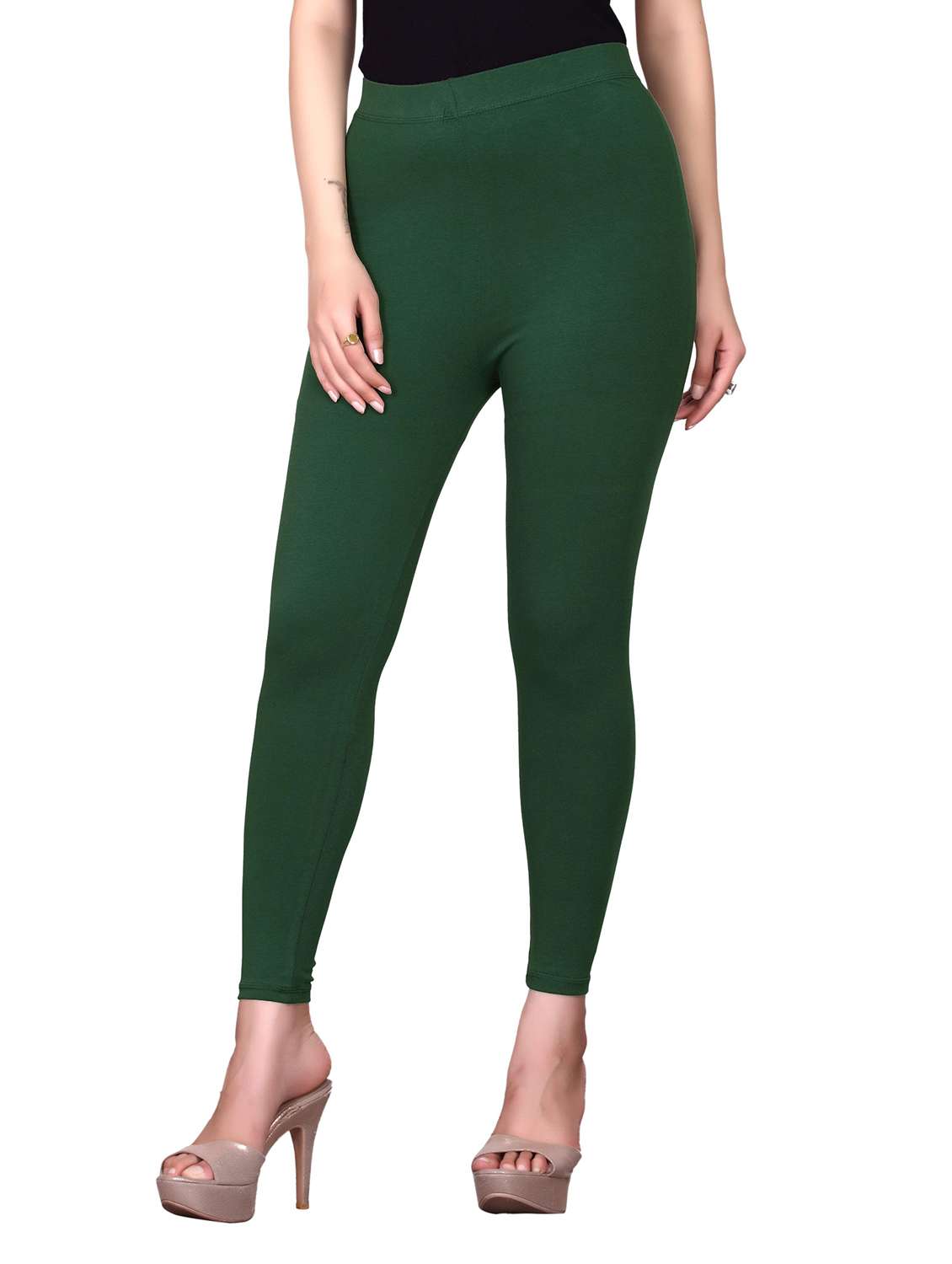 women green solid legging