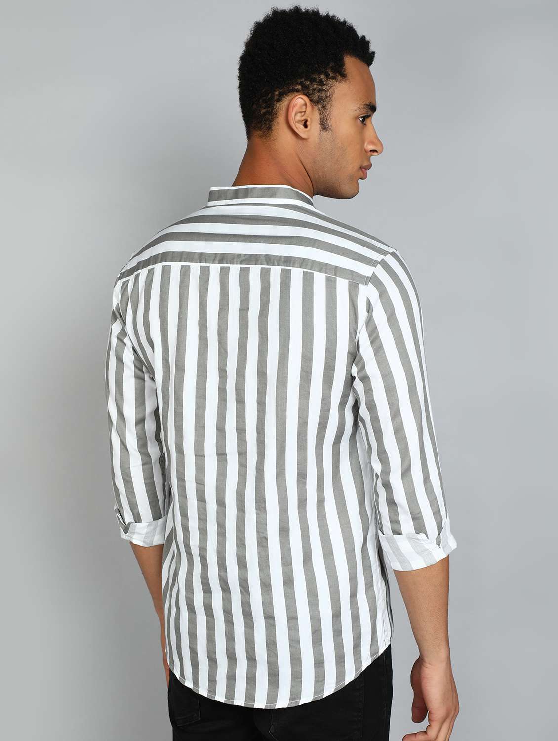 men mandarin neck striped short kurta - 20417786 -  Standard Image - 2