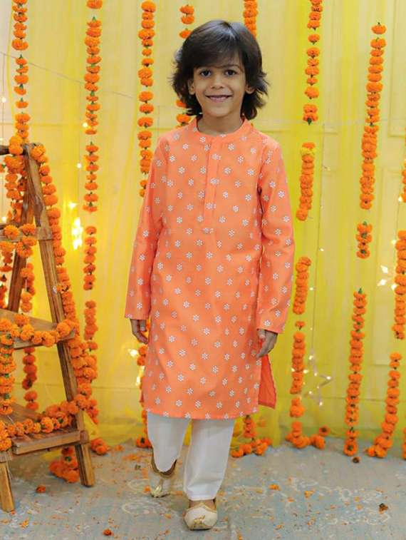 boys floral print kurta pyjama set