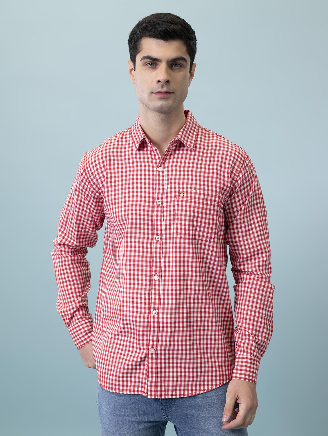 men red regular fit checkered casual shirt