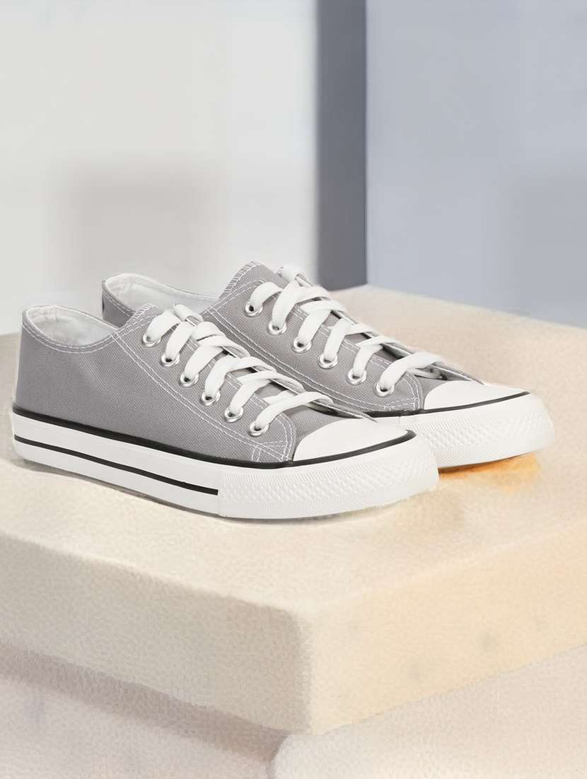 men solid grey lace up sneaker