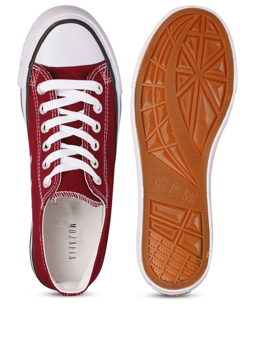 men solid maroon lace up sneaker - 20425263 -  Standard Image - 2