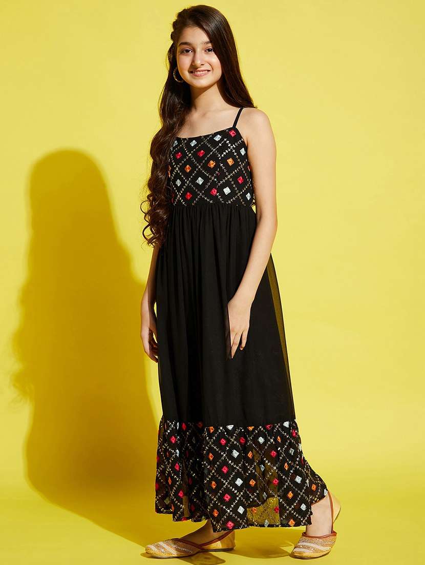 black embroidered georgette party gown - 20428263 -  Standard Image - 2