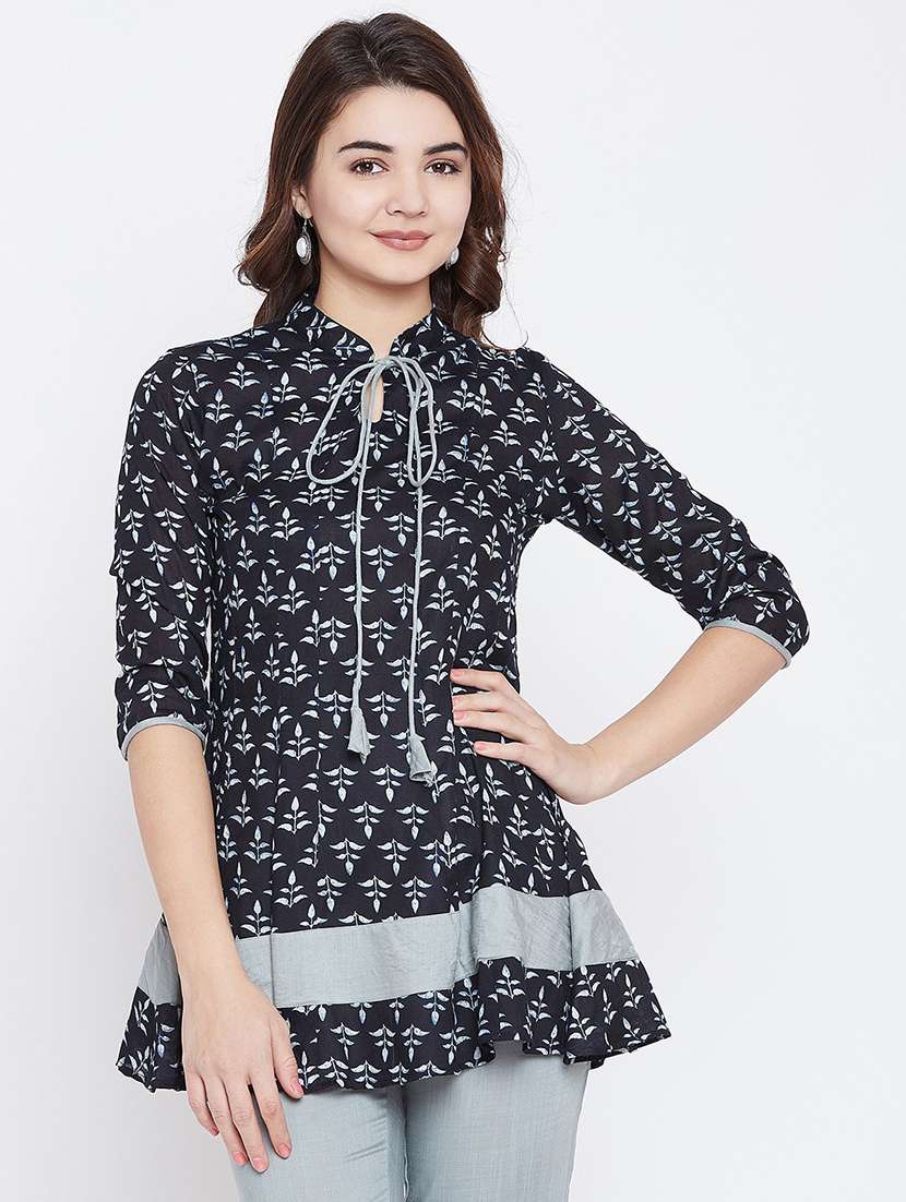 women black tie-up neck a-line  kurta