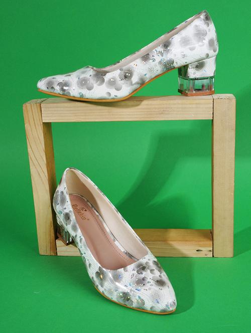 white printed slip on pump - 20429733 -  Standard Image - 0