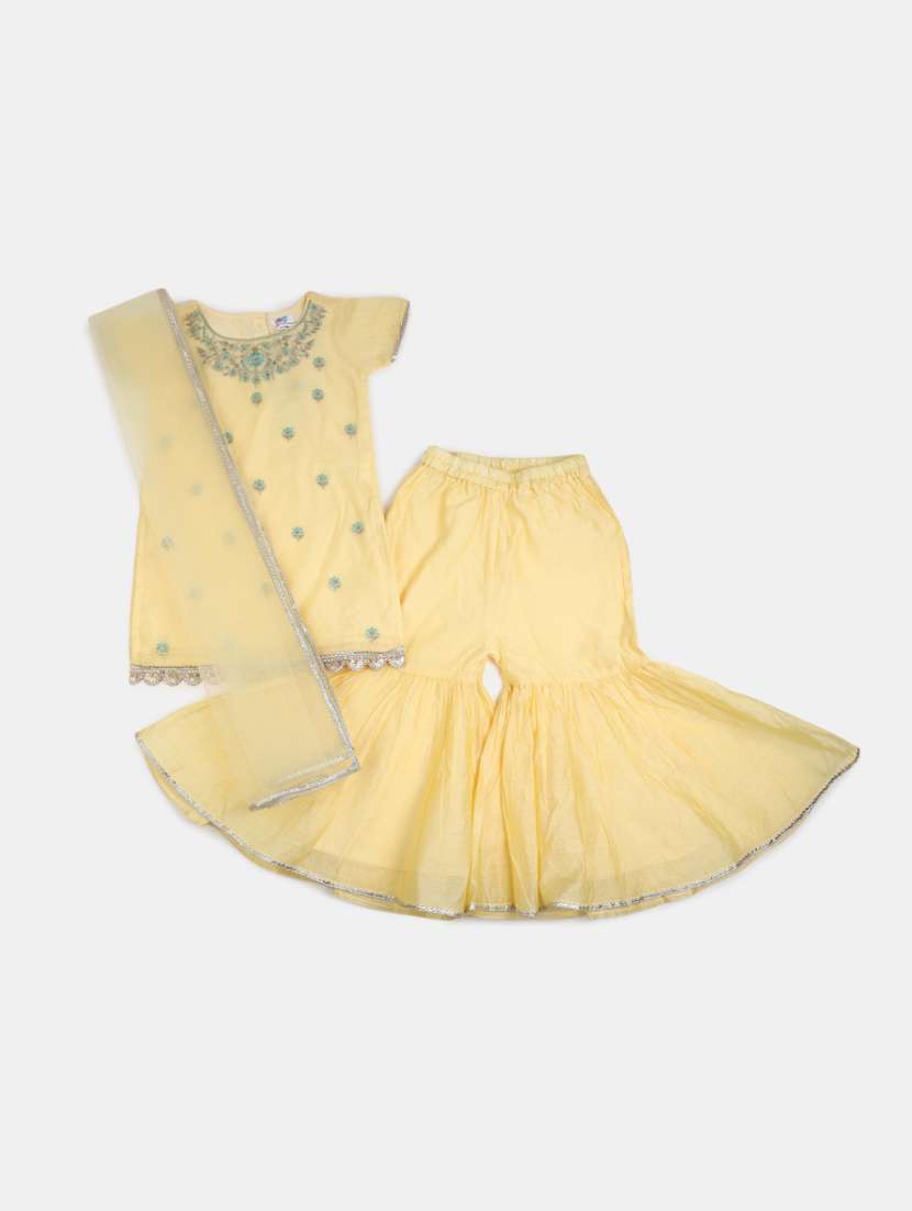 girls embroidered suit set