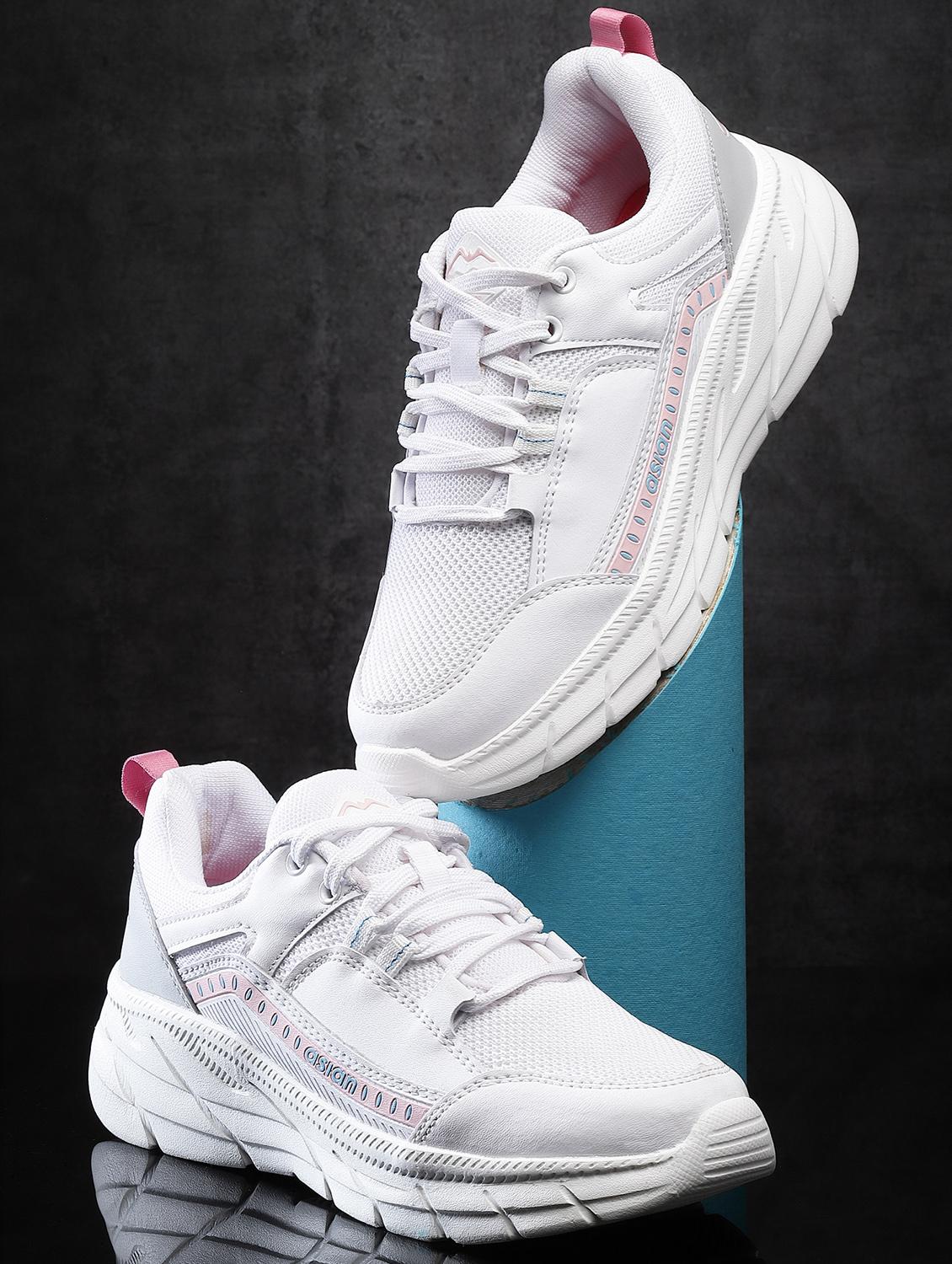 women solid white lace-up sport shoe