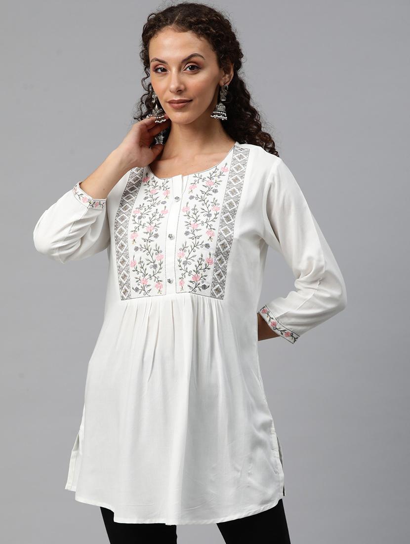 women white round neck a-line kurti - 20451458 - Zoom Image - 0