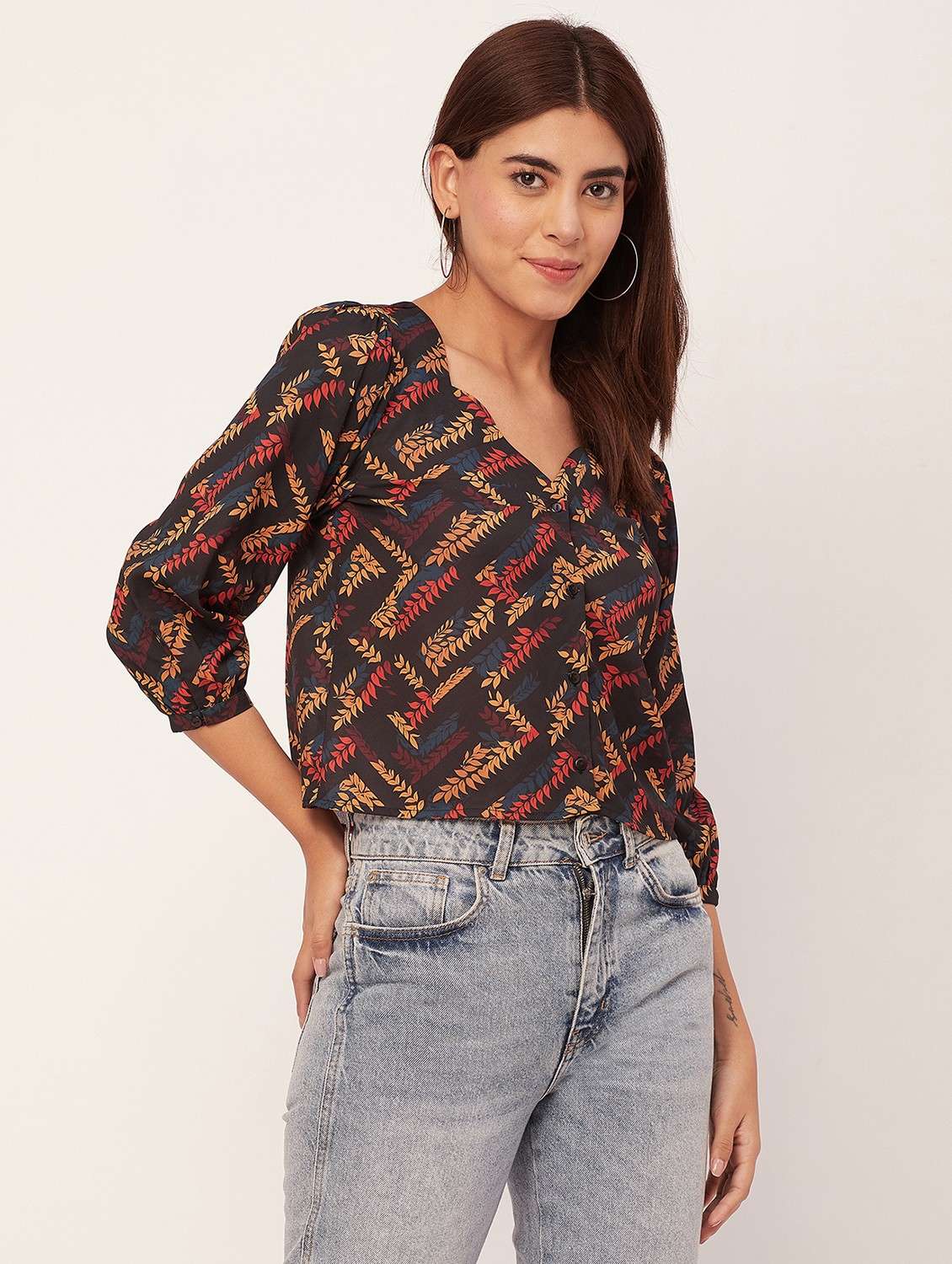 black printed crop top - 20473266 - Standard Image - 2