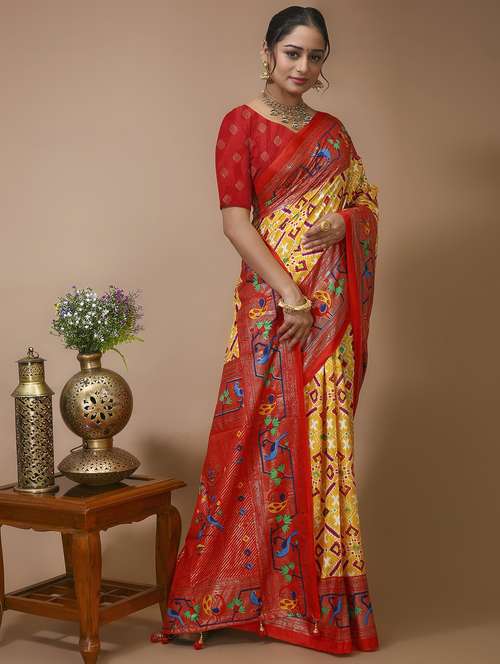 women's self design yellow colored saree with blouse - 20474341 - Standard Image - 0