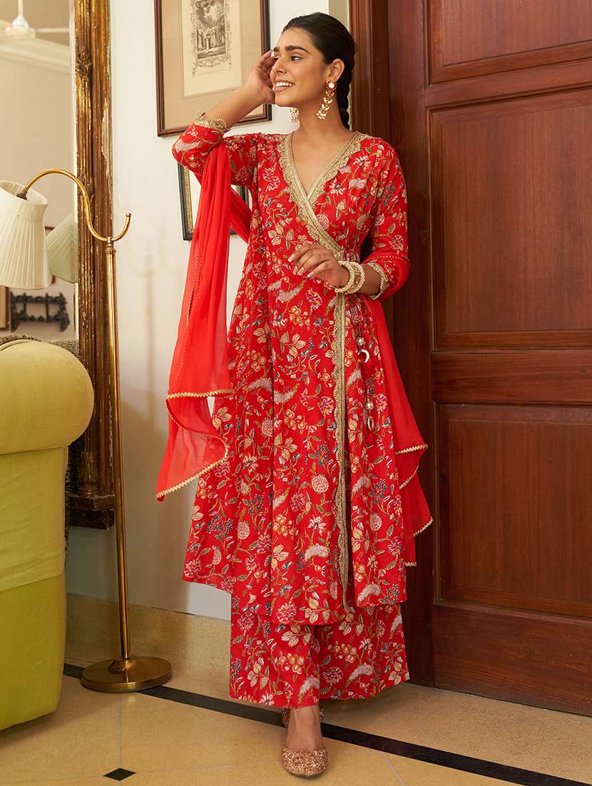 women three quarter sleeve kurta palazzo with dupatta set