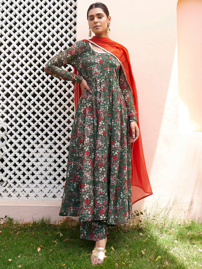 women green round neck kurta palazzo set with dupatta