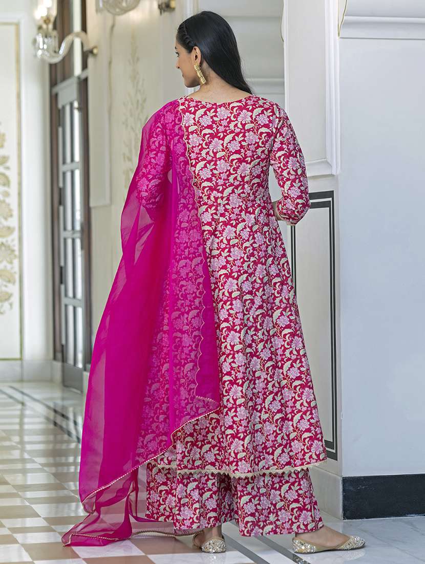 women pink round neck kurta palazzo set with dupatta - 20474378 -  Standard Image - 2