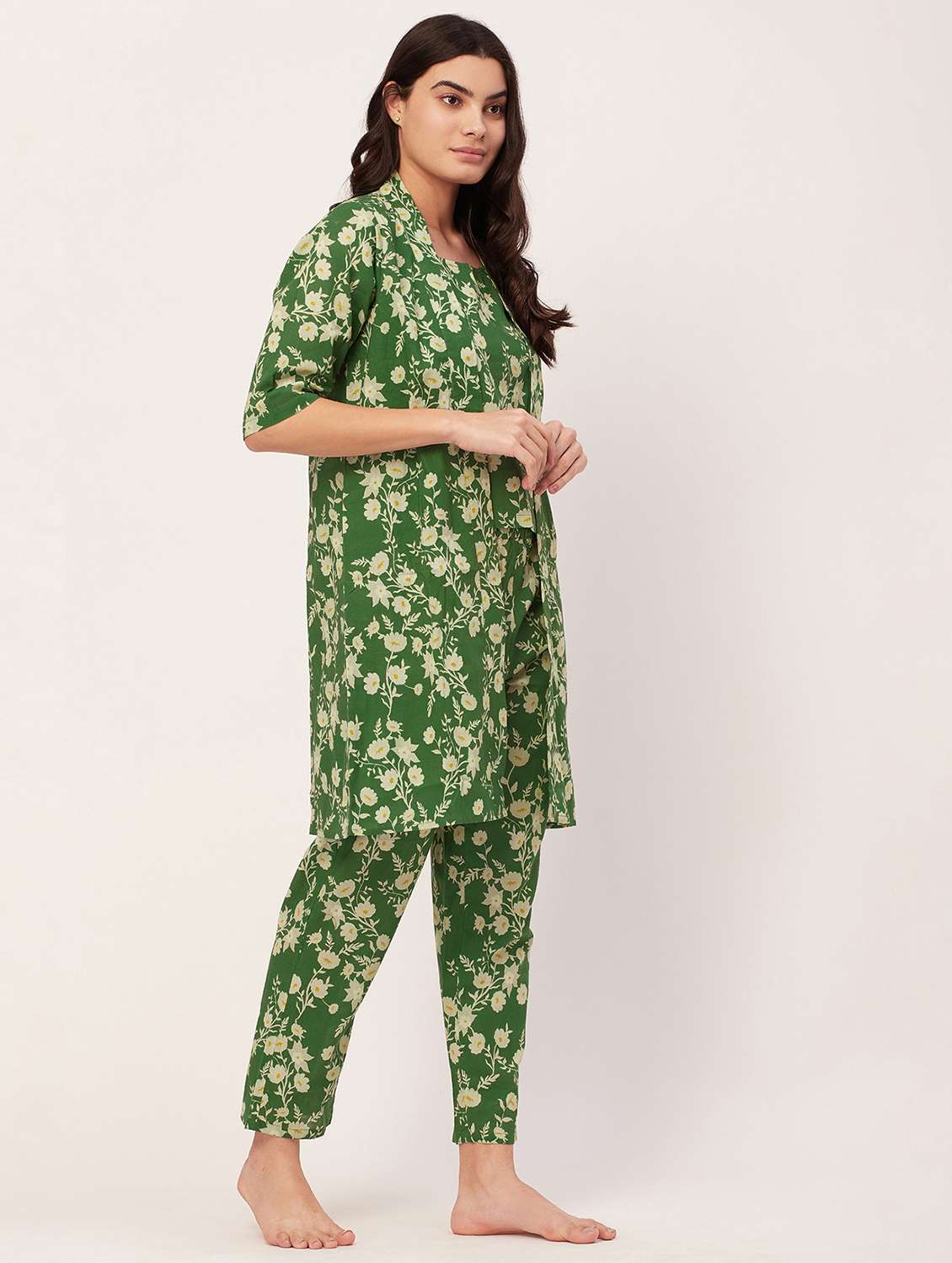 green floral printed pyjama nightwear set with shrug  - 20475993 -  Standard Image - 2